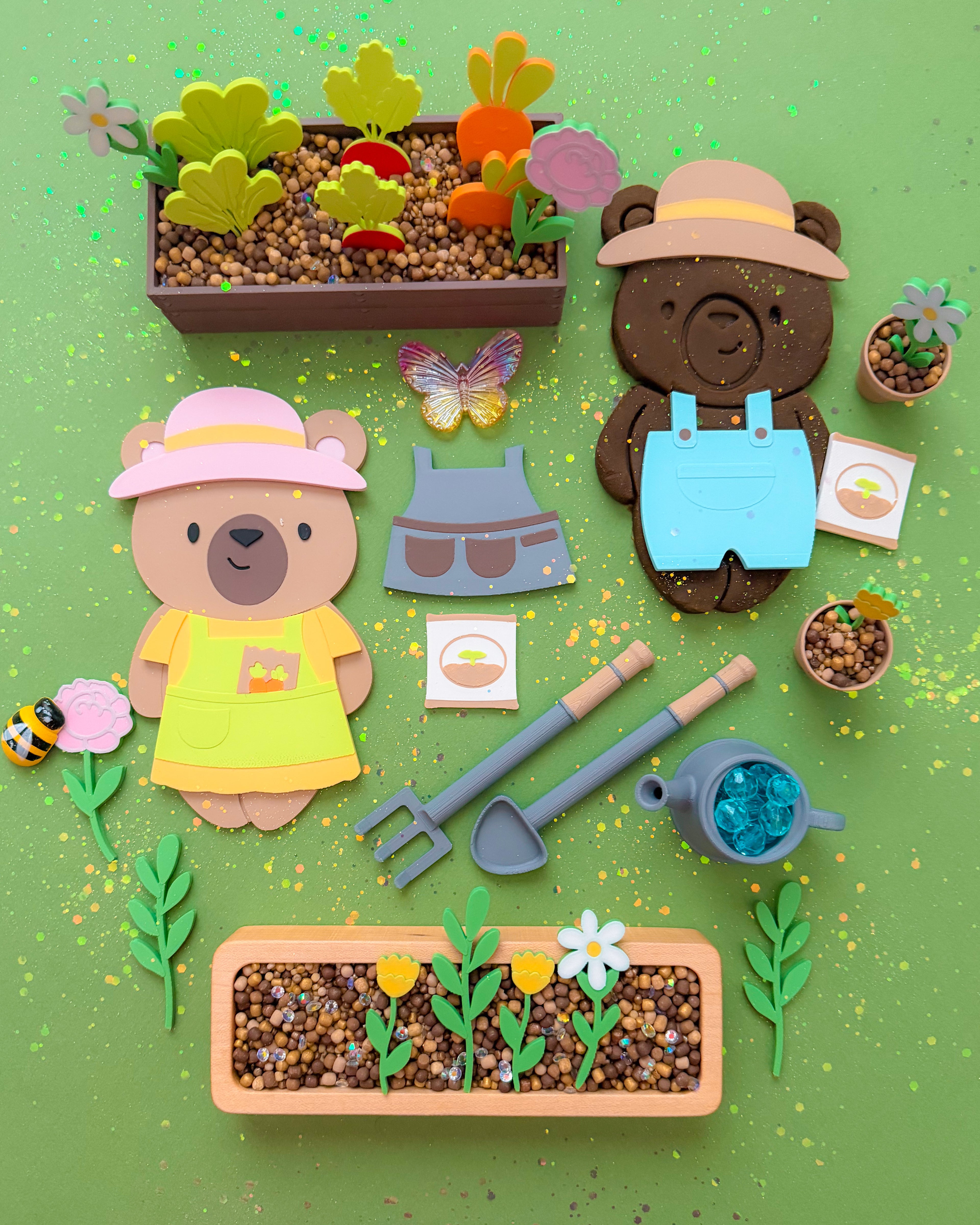 Gardener Bear (PRE-ORDER)