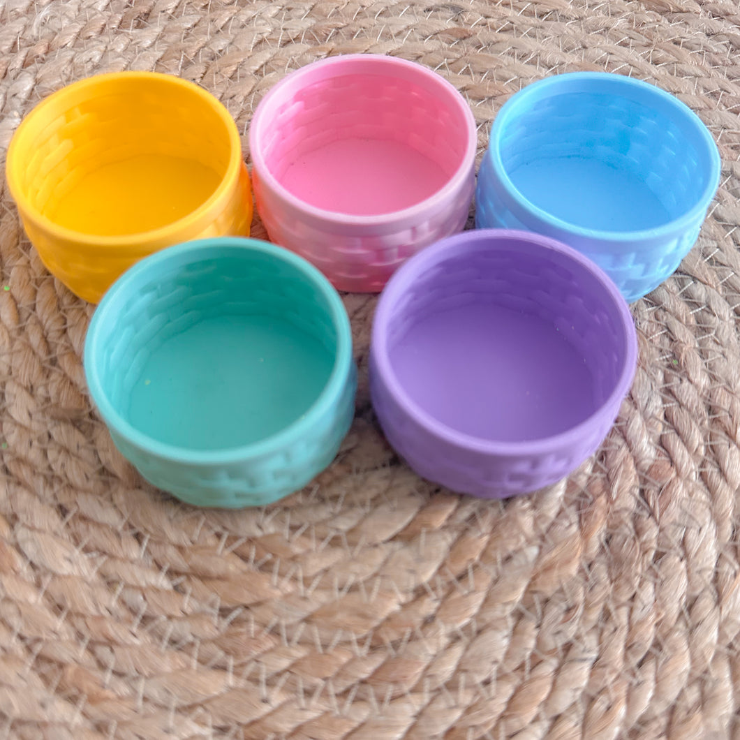 Pastel Mini Baskets & Tweezers (PRE-ORDER)