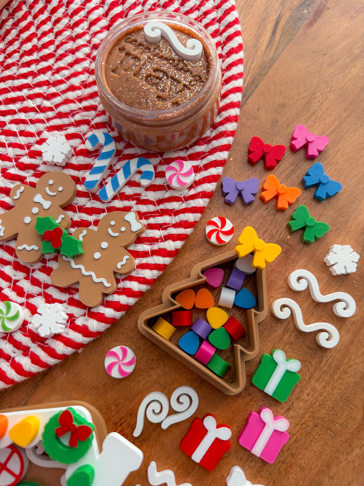 Deluxe Pocket Mini Kit: Gingerbread Theme (PRE-ORDER)