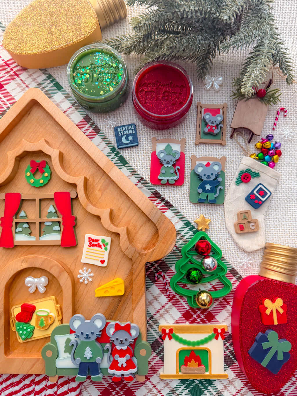The Squeaks Family Christmas Mini Kit (PRE-ORDER)